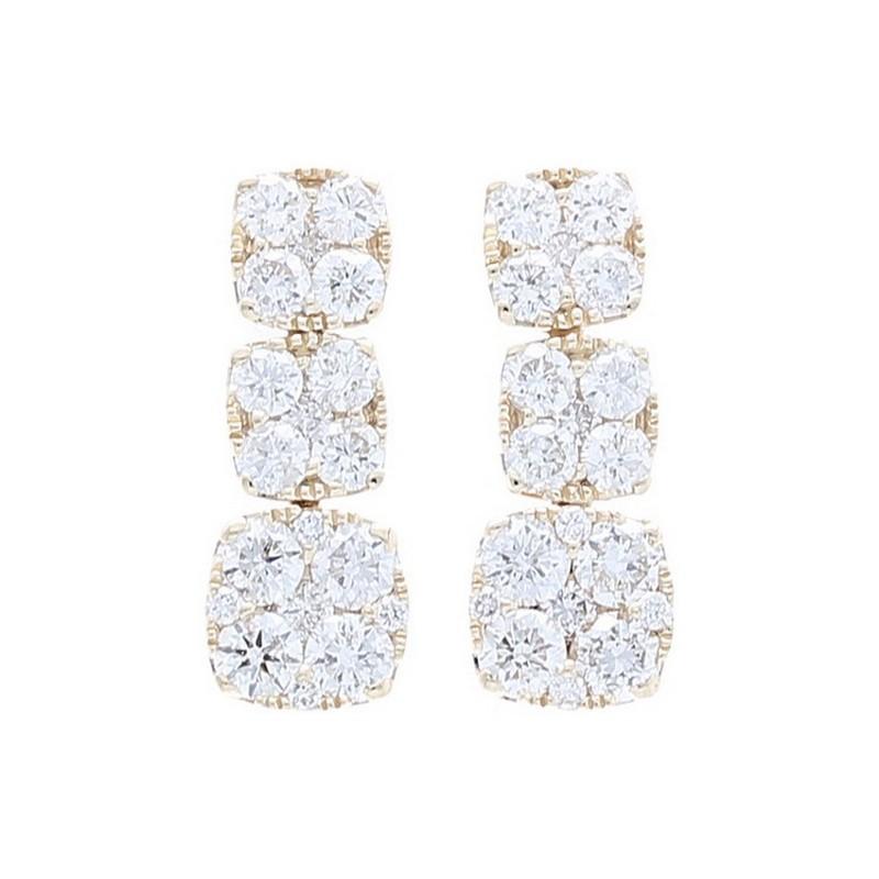 Total Carat Weight: These exquisite Moonlight Collection earrings feature a total carat weight of 1 carat, highlighting the brilliance of 38 round diamonds meticulously arranged in a captivating dangling design.

Diamonds: The earrings showcase a