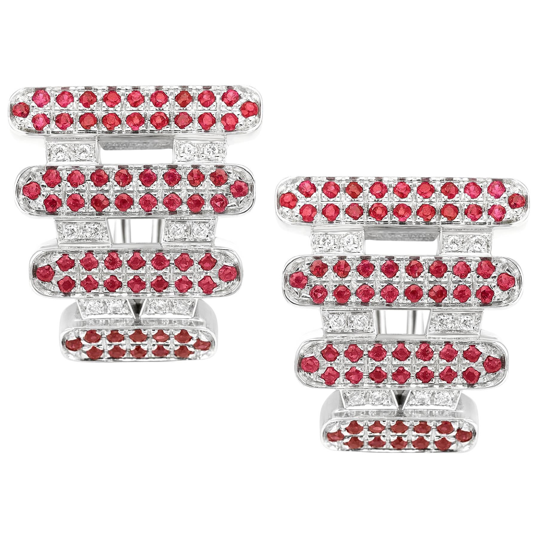 Moonlight-Ohrringe aus 18 Karat Weißgold mit Rubin und weißen Diamanten im Angebot