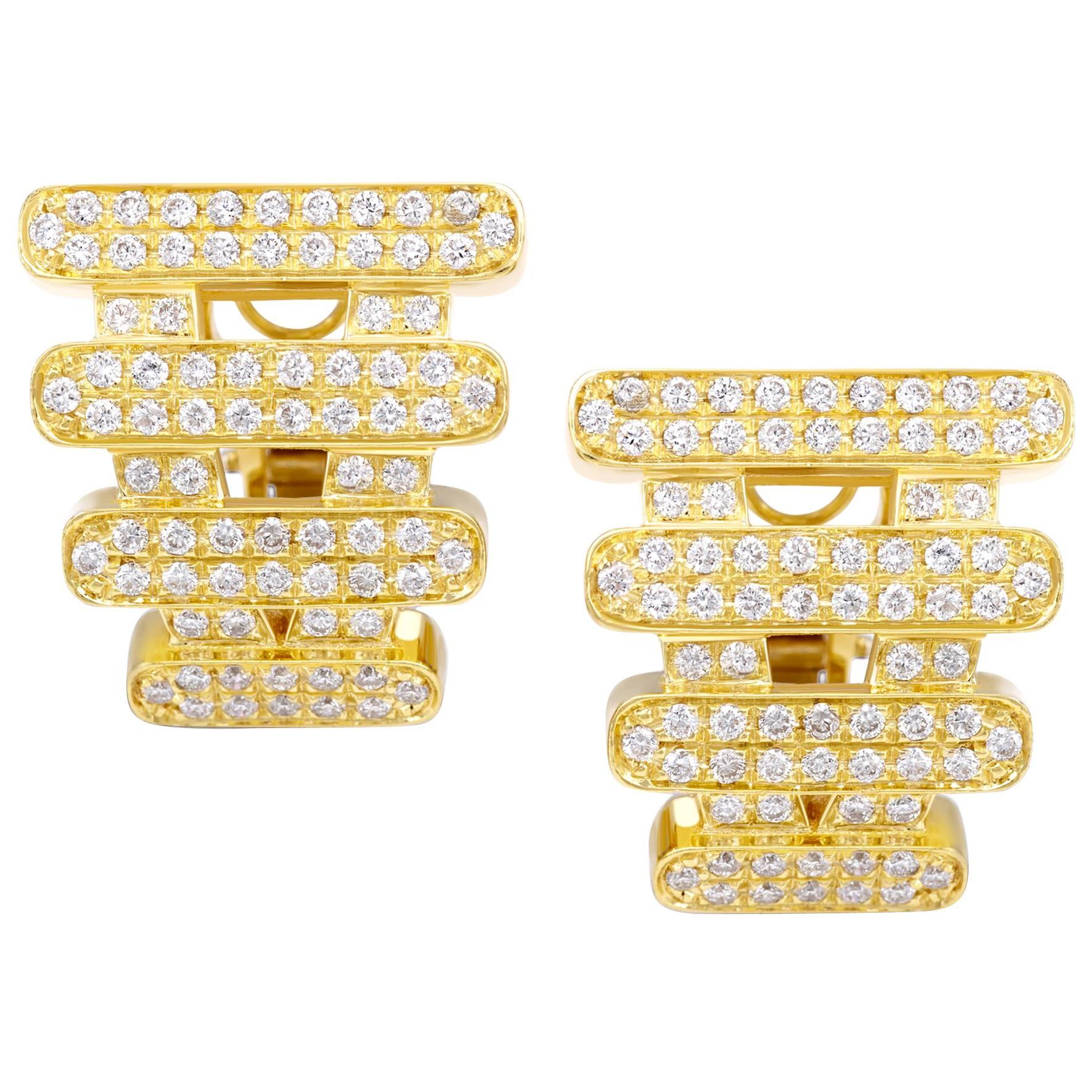 Pendientes Luz de Luna en Oro Amarillo de 18 K con Diamantes Blancos