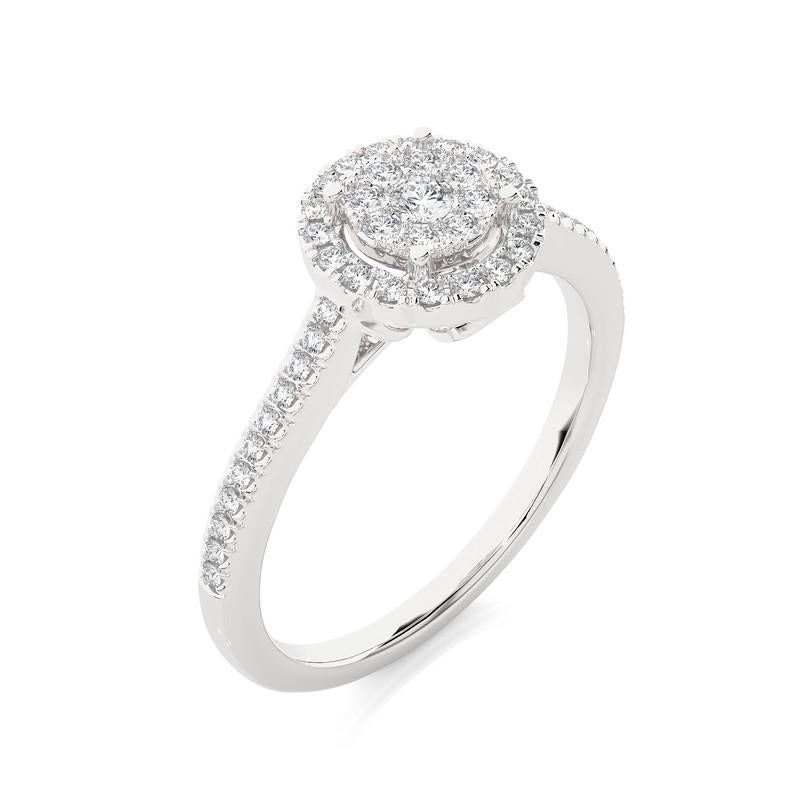 Carat Weight: This captivating moonlight round cluster ring boasts a substantial total carat weight of 1.4 carats, showcasing a brilliant and radiant sparkle that captures the allure of celestial beauty.

Diamond: The centerpiece of this ring is a