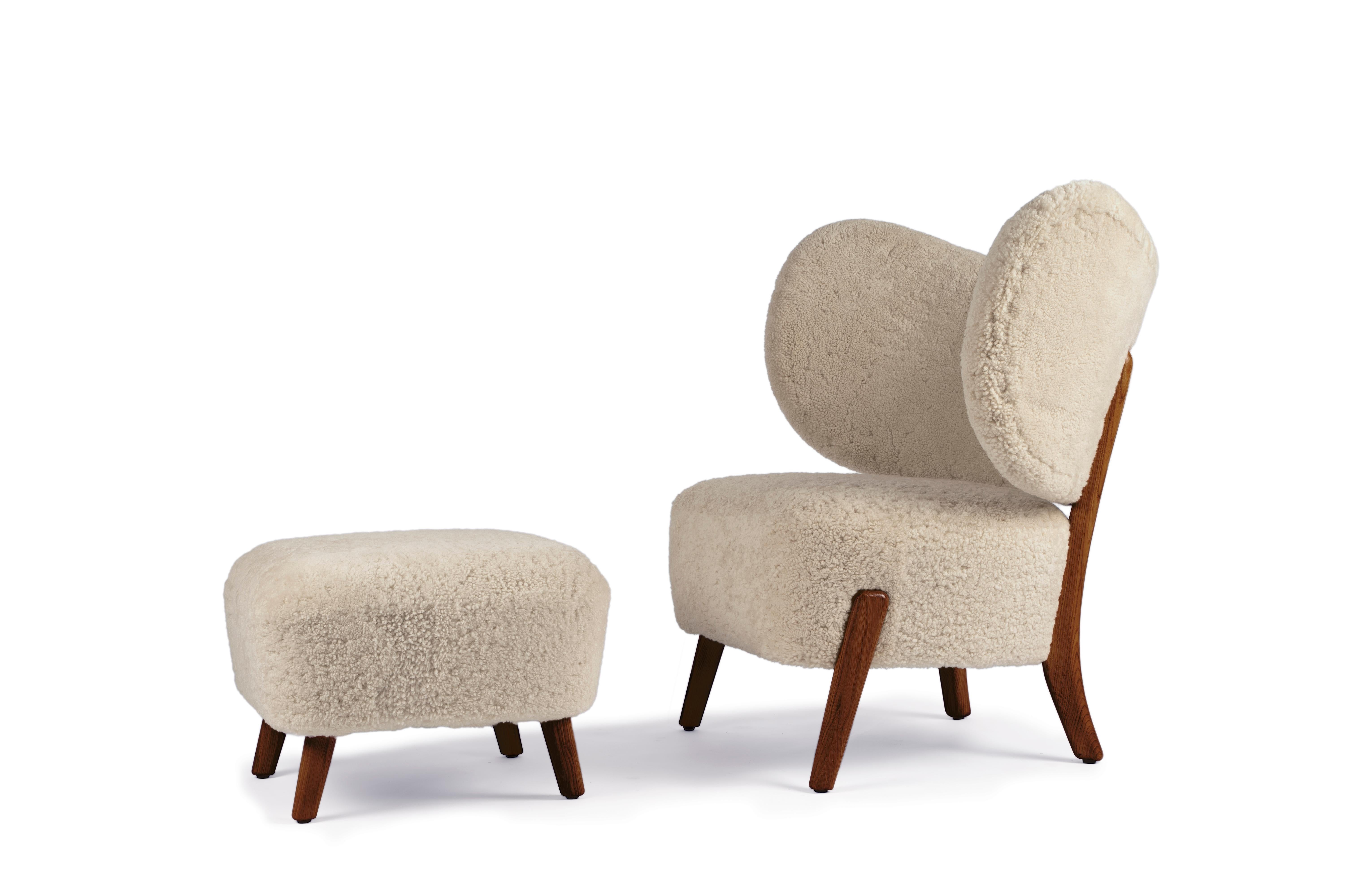 Moonlight Sheepskin set of TMBO lounge chair & Pouff by Mazo Design
Dimensions: W 90 x D 68.5 x H 87 cm / W 49 x D 49 x H 34 cm
Materials: Oak, Sheepskin
Also Available: ROMO/Linara, DAW/Royal, KVADRAT/Remix, KVADRAT/Hallingdal & Fiord,
