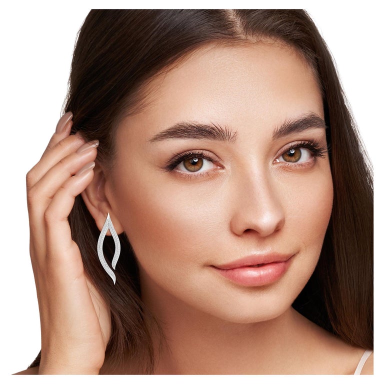 Moonlit Cruise Rifted Stream Earring By Rupali Adani Fine Jewellery For Sale at 1stDibs