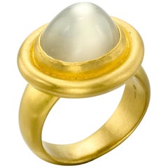 Mondstein-Ring aus 22 Karat Gold Gelbgold