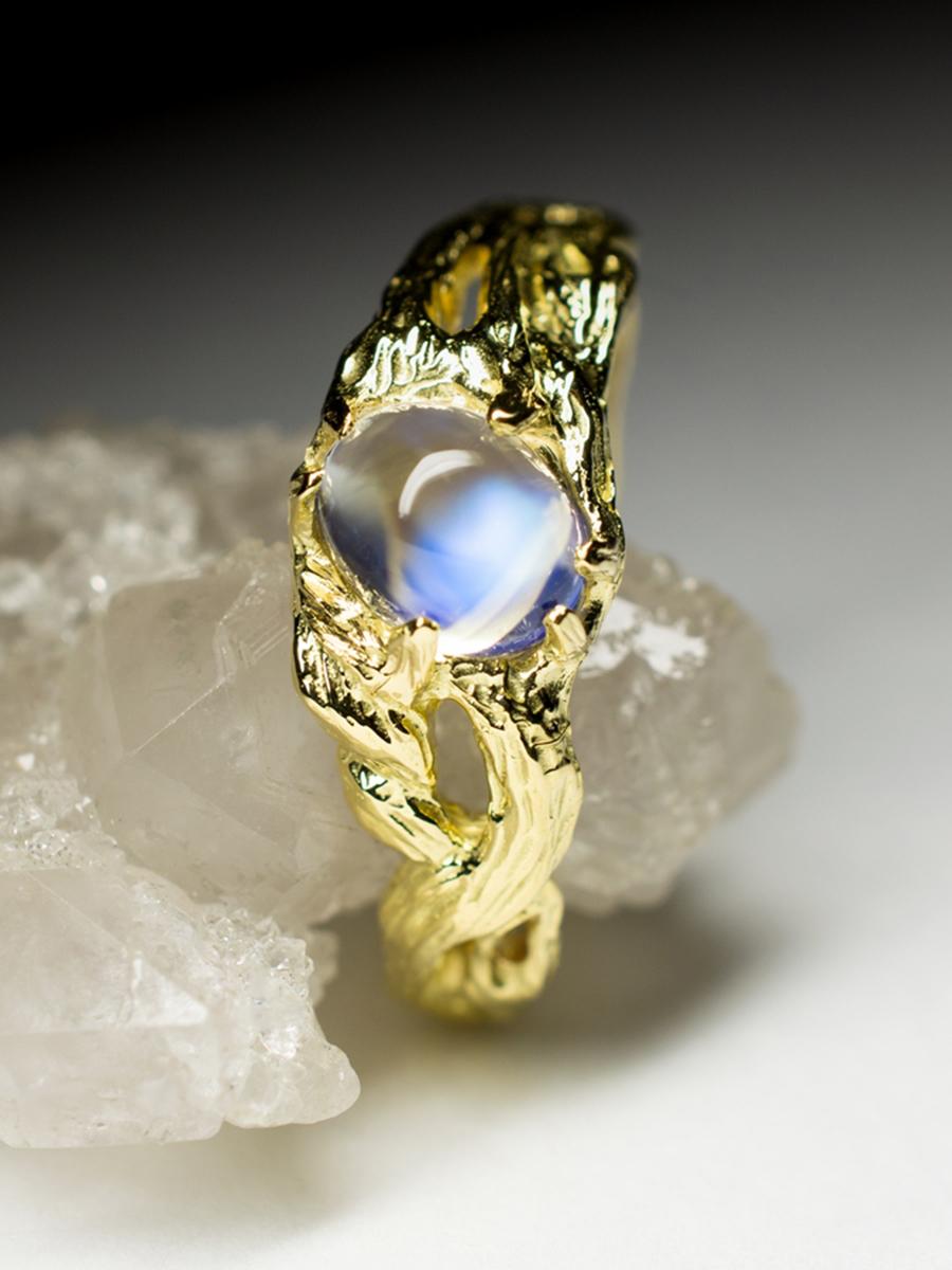 Moonstone Adularia Yellow Gold Ring Natural For Sale 1