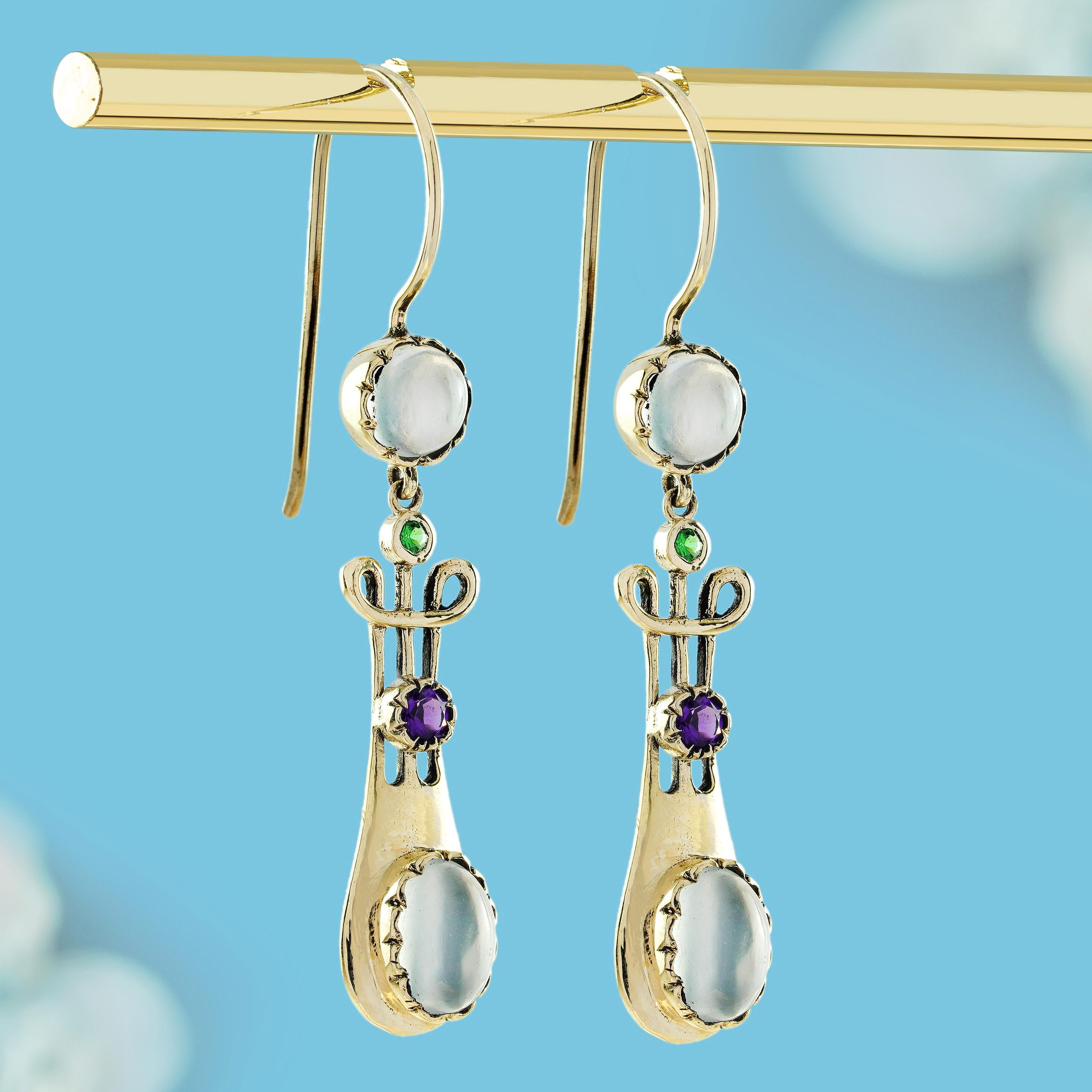Édouardien Boucles d'oreilles pendantes en or jaune 9K avec améthyste et tsavorite (Moonstone) en vente