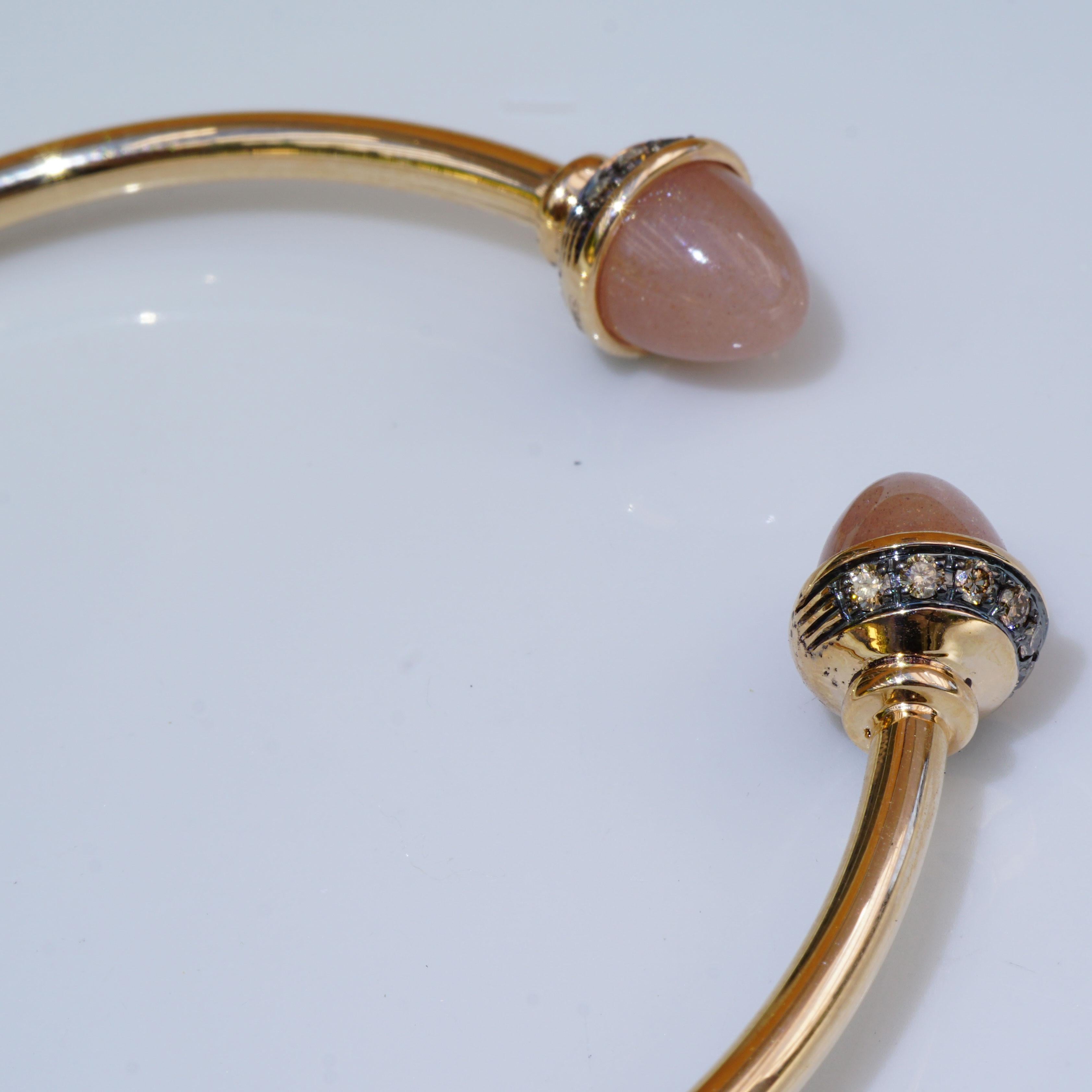 Brilliant Cut Moonstone and Light Brown Diamond Bracelet 18 Kt Rosegold 5.80ct Modern Stylish For Sale