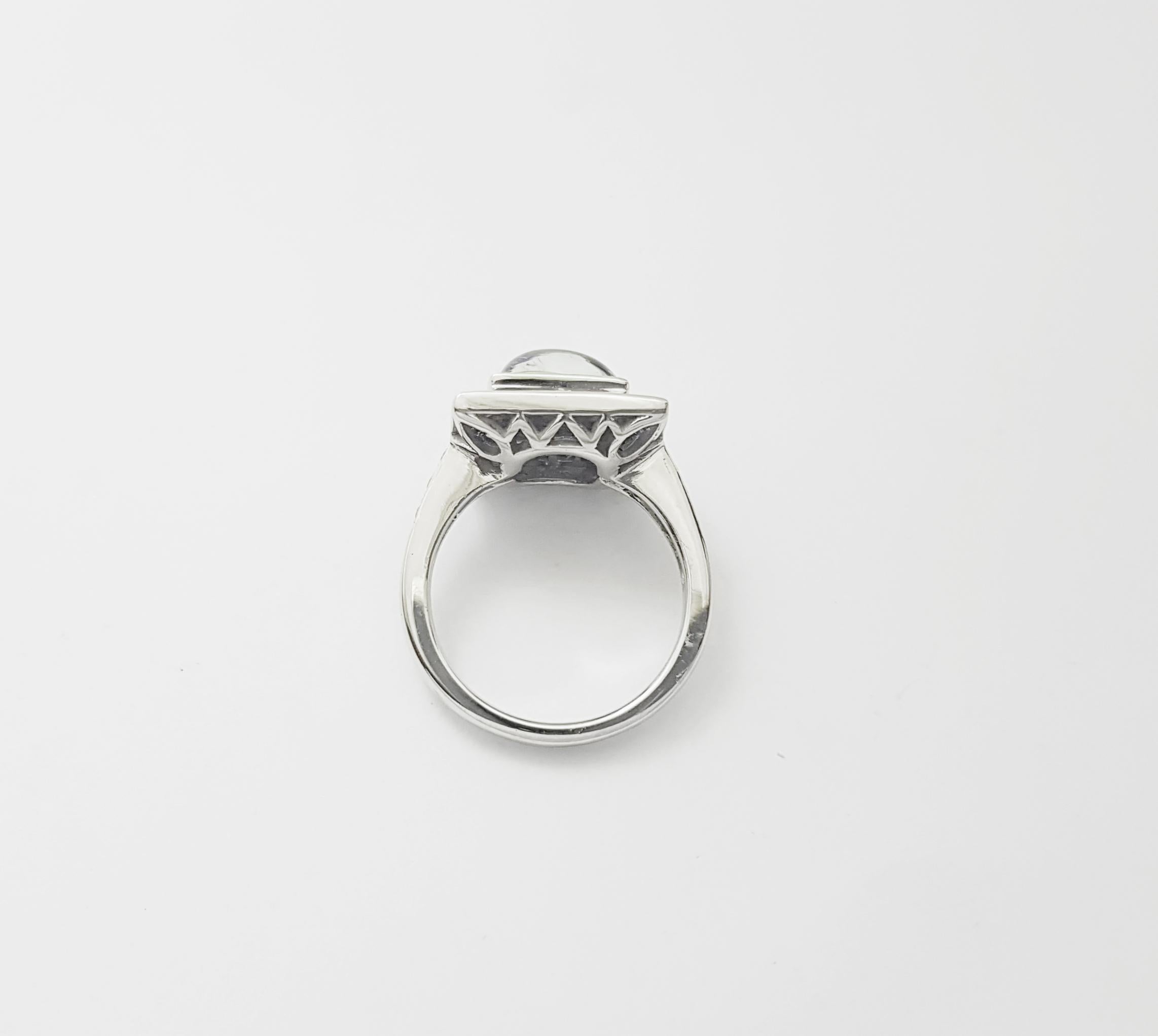 Ring mit Mondstein, blauem Saphir und Diamant in 18 Karat Weißgold Fassungen im Angebot 5