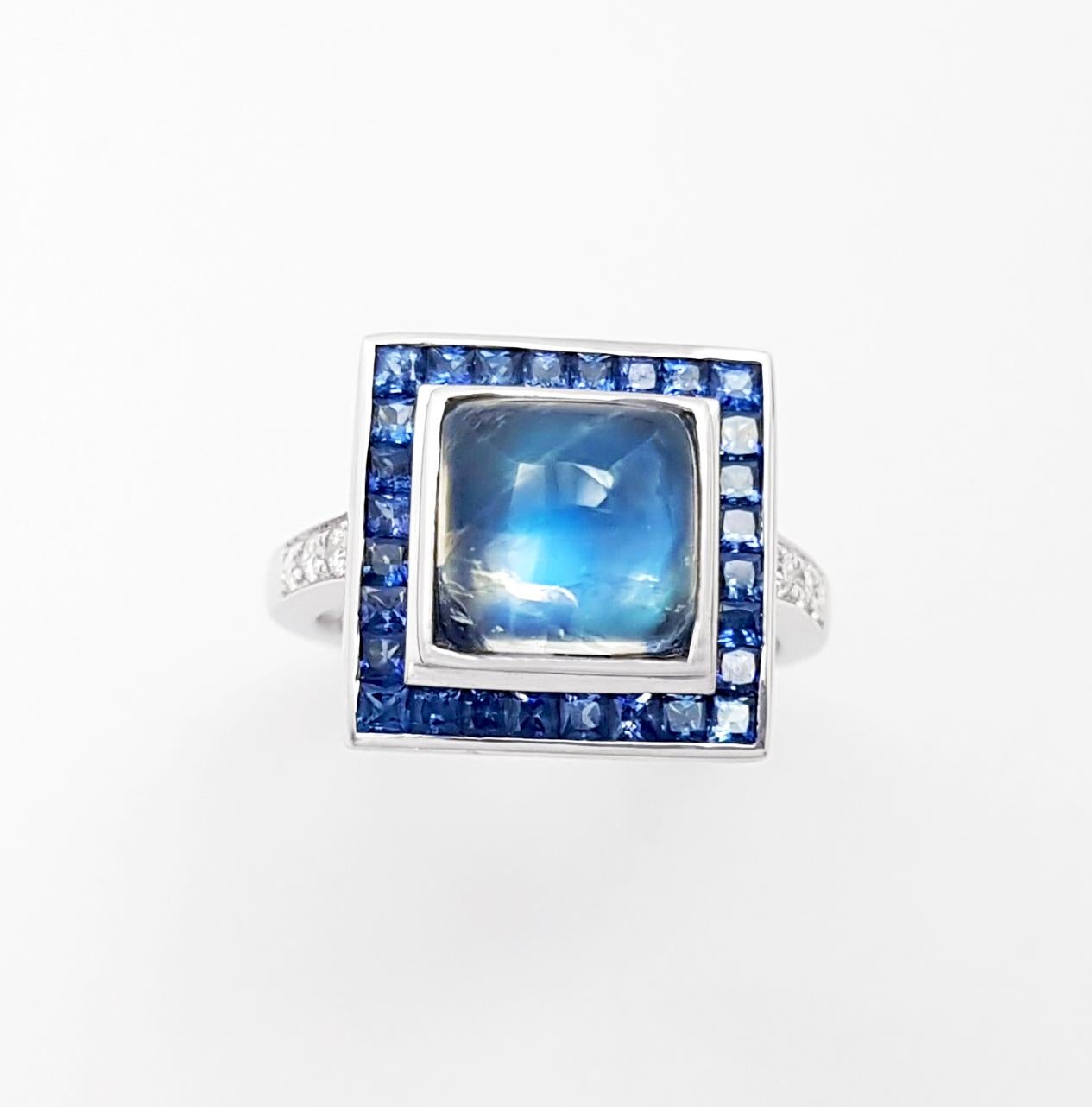 Ring mit Mondstein, blauem Saphir und Diamant in 18 Karat Weißgold Fassungen im Angebot 2