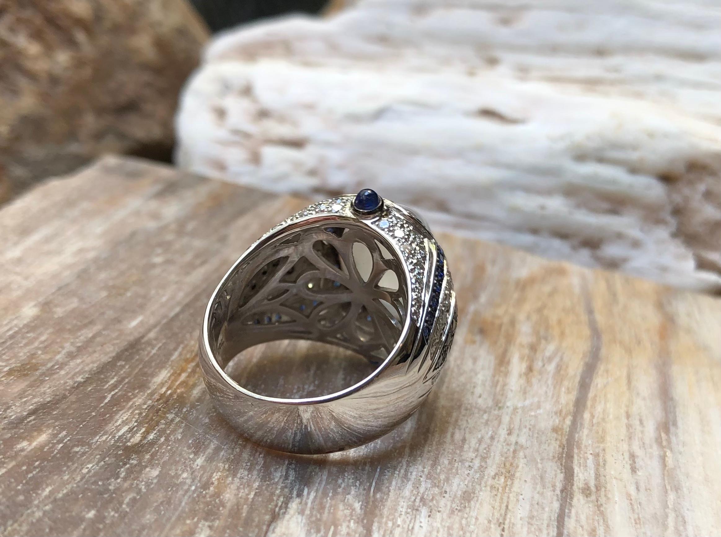 Moonstone, Blue Sapphire, Diamond and Black Diamond Ring in 18 Karat White Gold For Sale 5