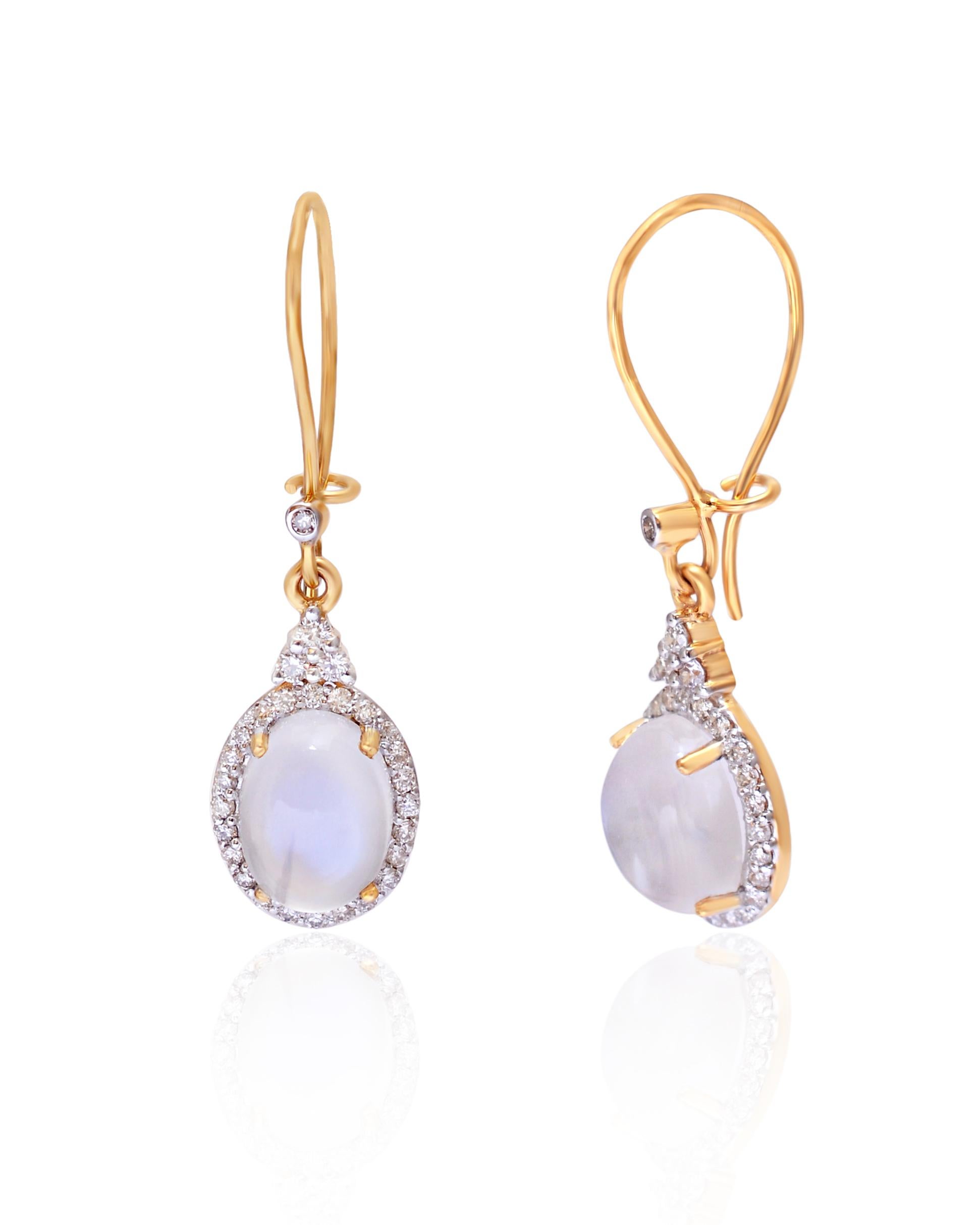 Moonstone Dangle Earrings with Diamond in 14k Gold In New Condition For Sale In jaipur, IN
