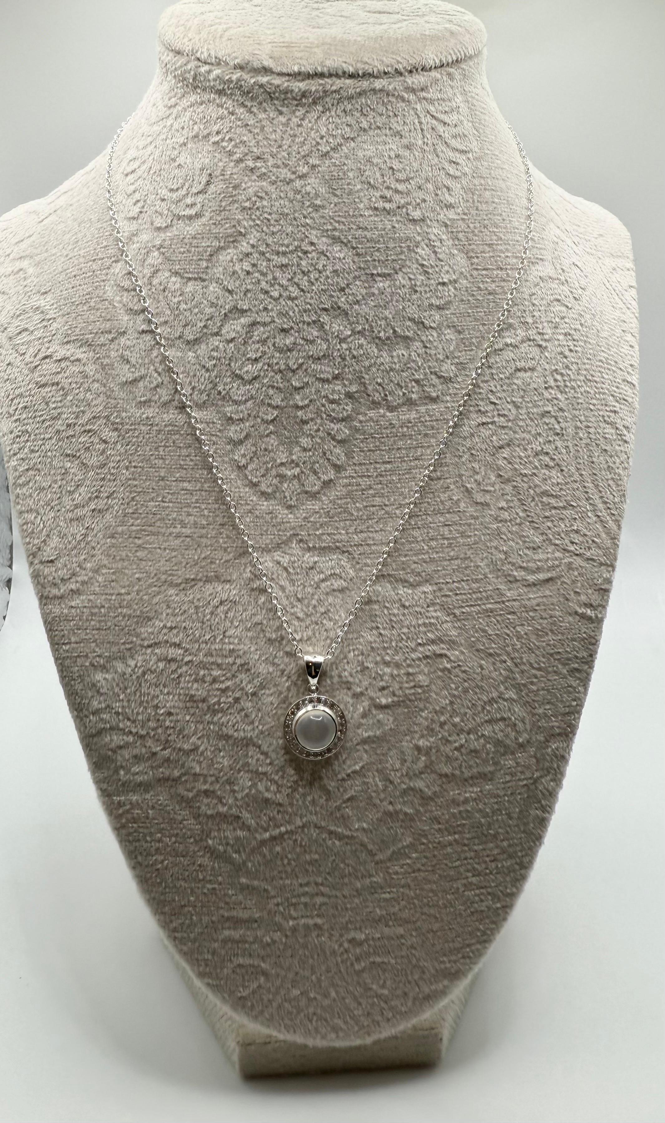Moonstone Diamond pendant necklace 925 18