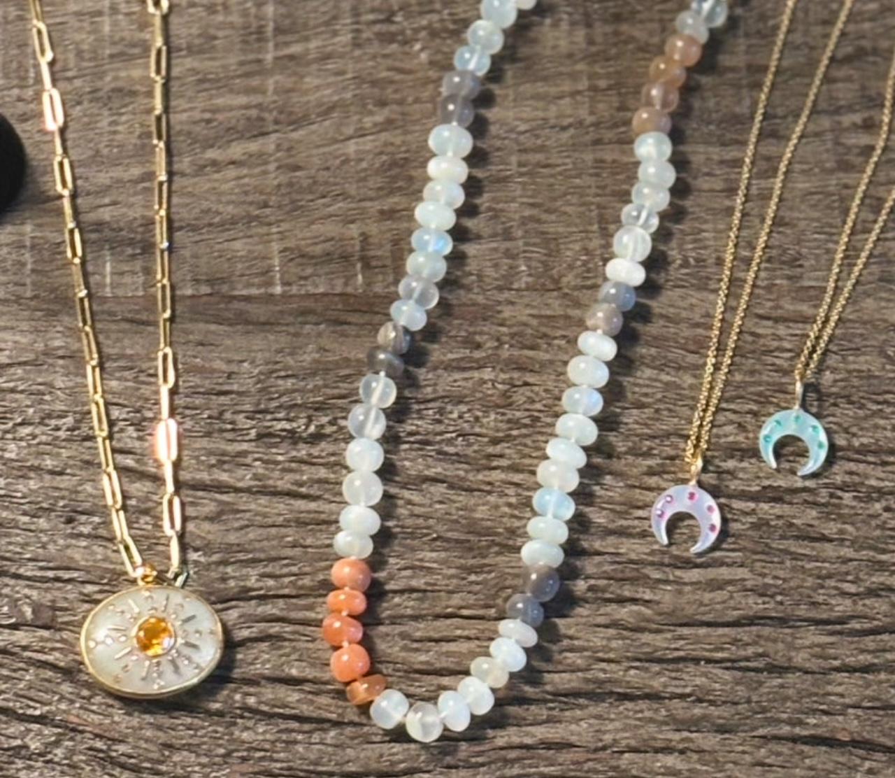 COLLAR DE PIEDRA DE LUNA, Piedra de luna multicolor y oro de 14k Cuenta en venta