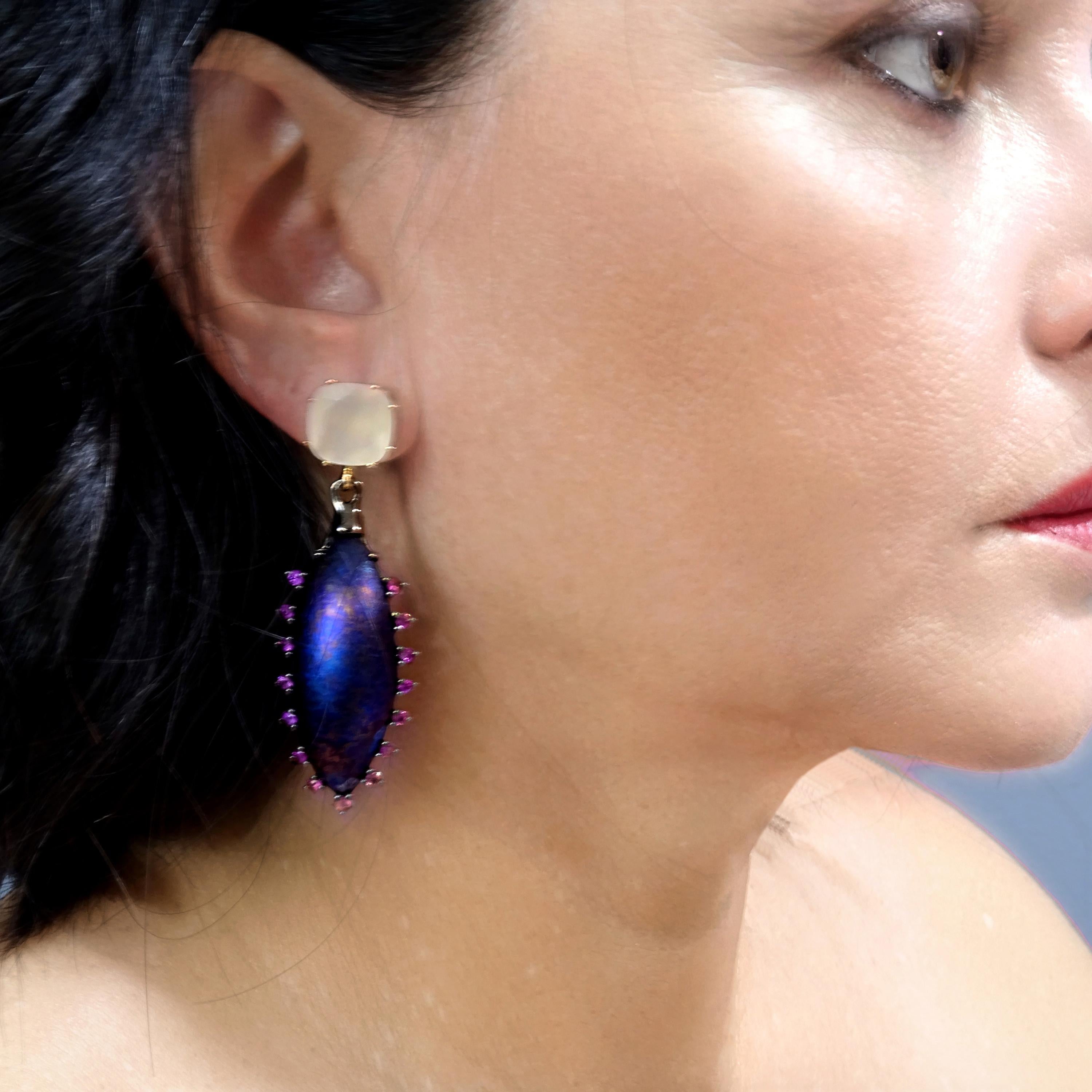Moonstone Pink Sapphires 18 Karat Gold Silver Blue Purple Timascus Earrings  In New Condition For Sale In València, ES
