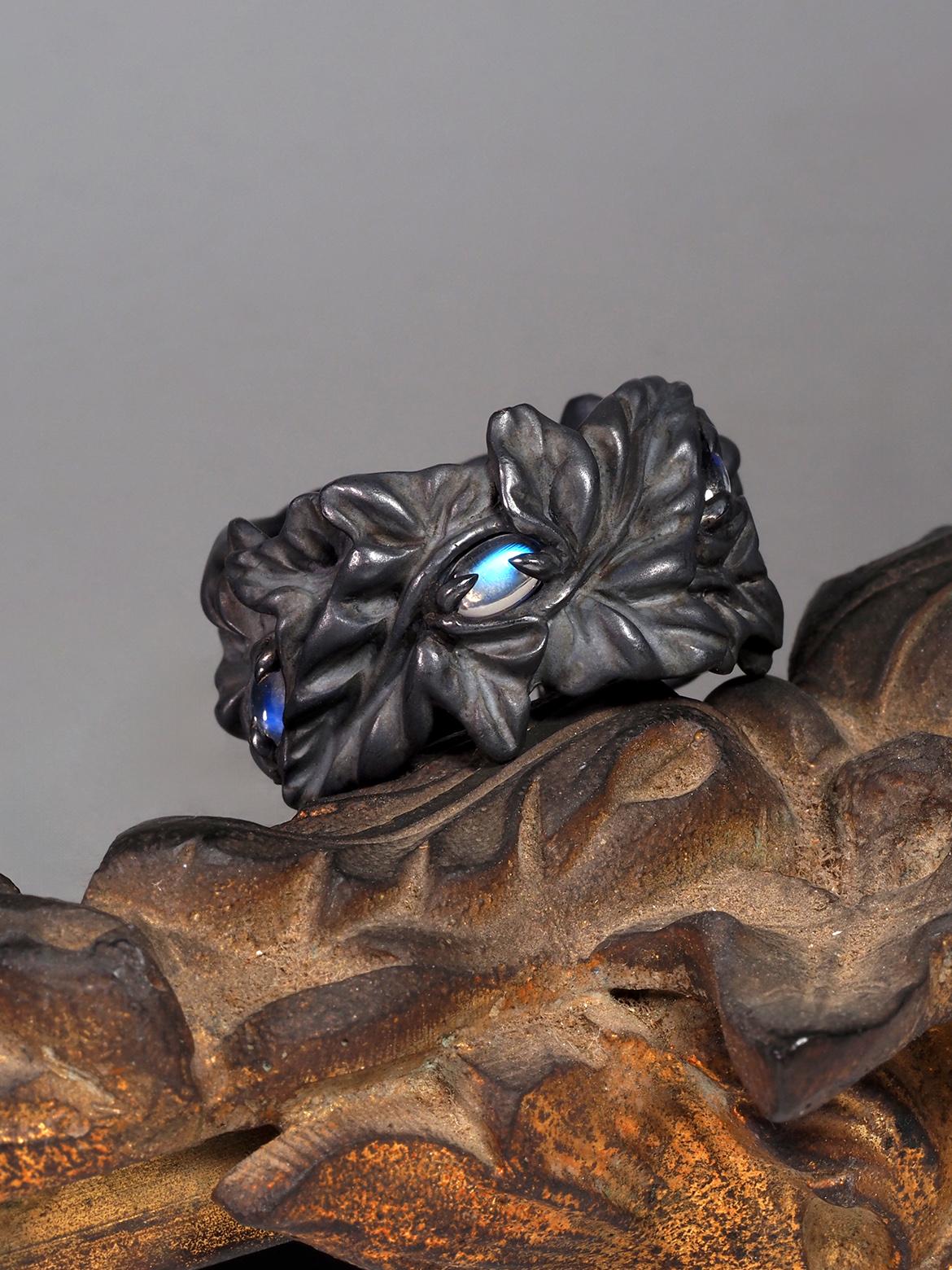 Oval Cut Moonstone ring Ivy collection nature inspired special person gift anniversary For Sale