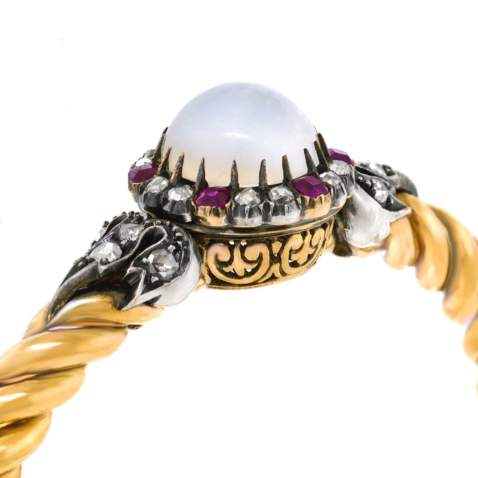 Victorien Bracelet en pierre de lune, rubis et diamant 18k c1870s France en vente