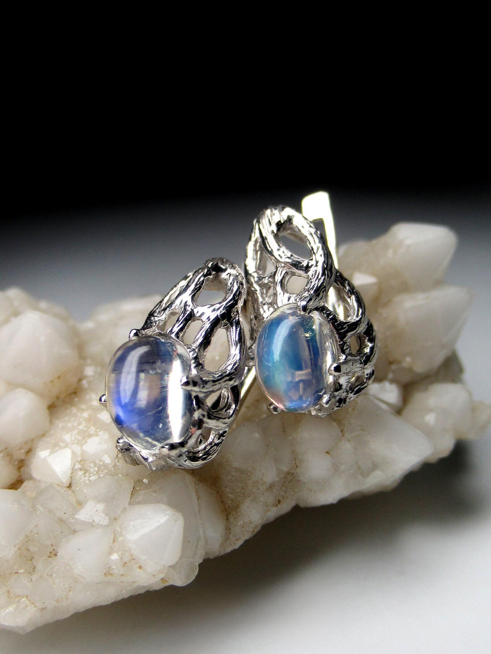 Moonstone Silver Earrings Art Noveau High Quality Natural Blue Gemstone In New Condition For Sale In Berlin, DE