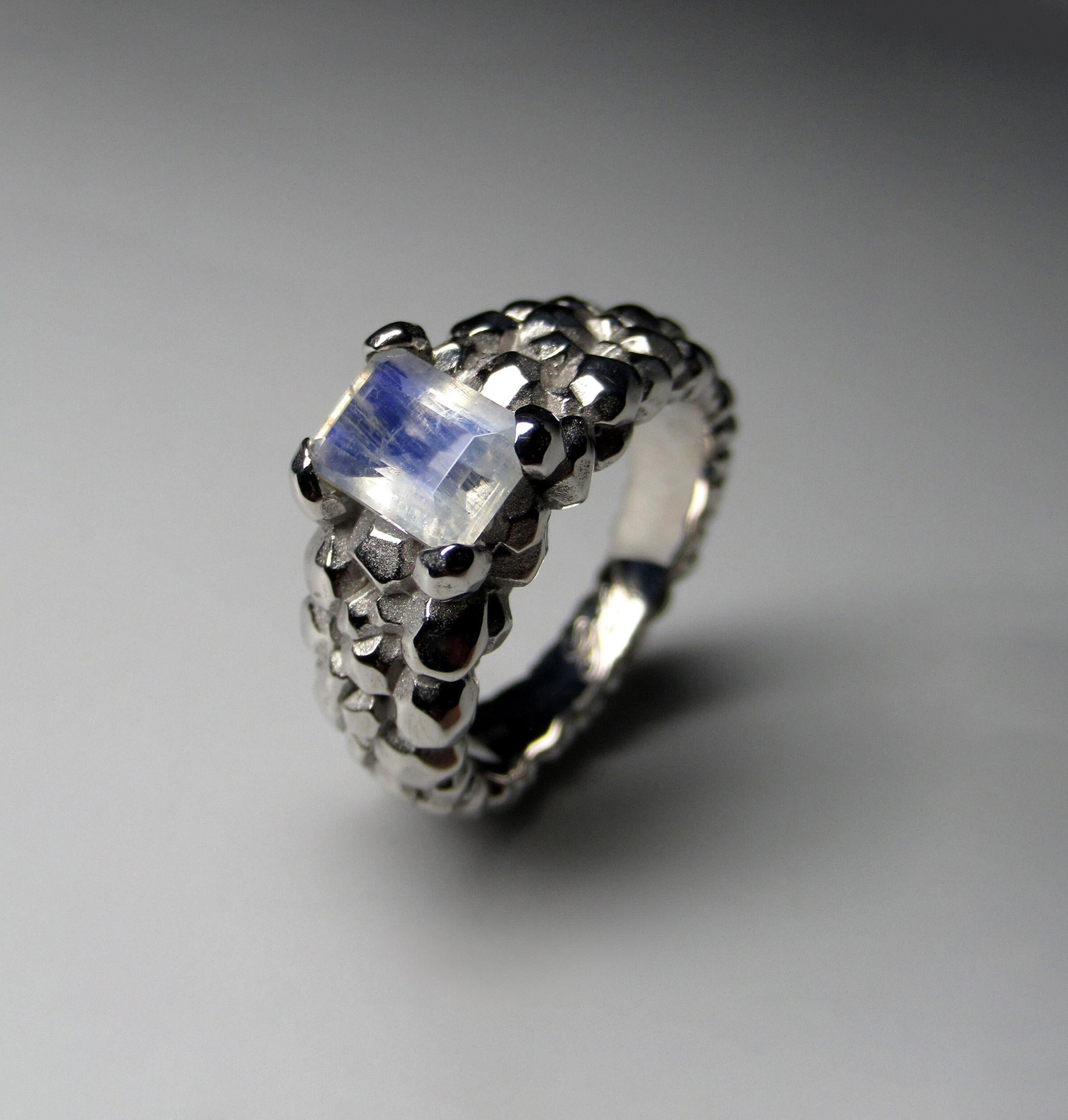 Unisex silver ring with natural Moonstone 
Moonstone origin - Sri Lanka
moonstone measurements - 0.079 х 0.2 x 0.28 in / 2 х 5 х 7 mm
moonstone weight - 1 carat
ring weight - 6.46 grams
ring size - 6 US