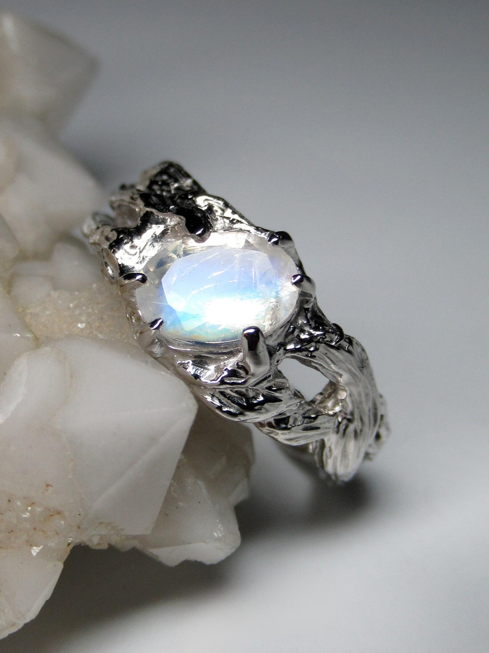 Moonstone Silver Ring Natural Gemstone Unisex Jewelry LOTR Style For Sale 6
