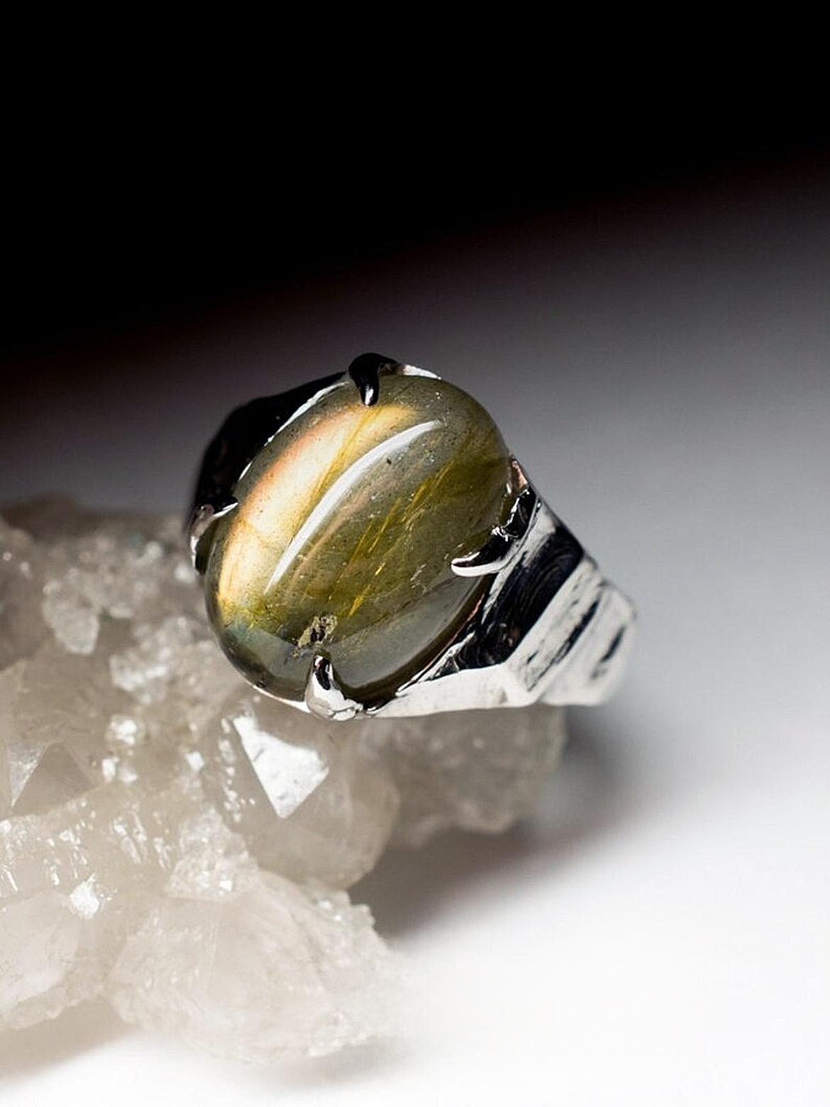 Moonstone Sterling Silver Ring Natural Labradorite Gemstone gift for Her For Sale 2