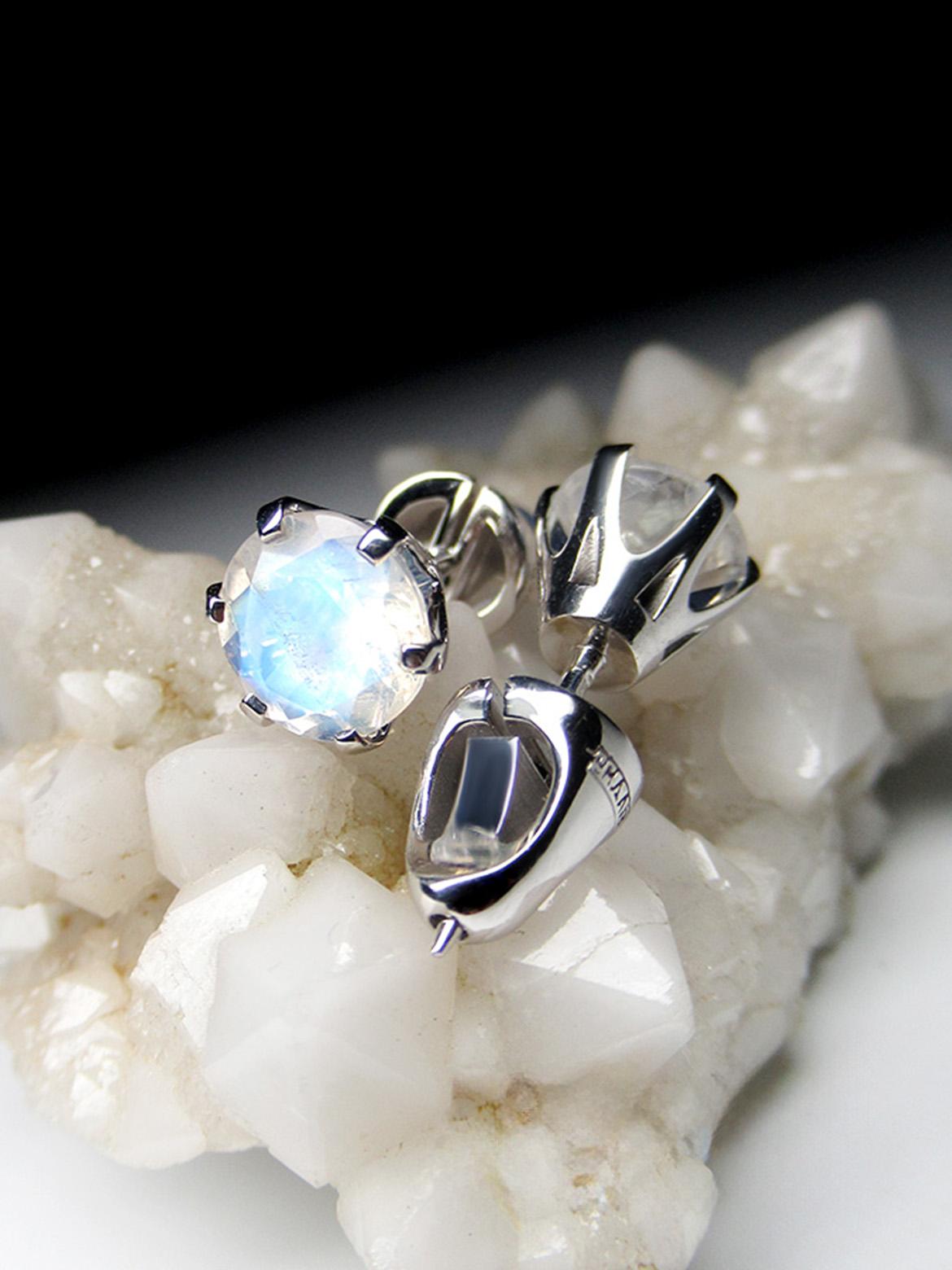 Artisan Moonstone White Gold Earrings Clear Round Cut Gem Unisex For Sale