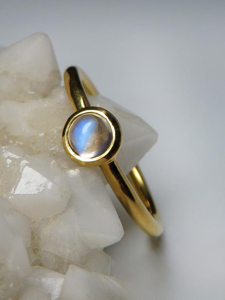 Moonstone Yellow Gold Ring Gem Report Round Cabochon LGBTQ Engagement Minimalism For Sale 6