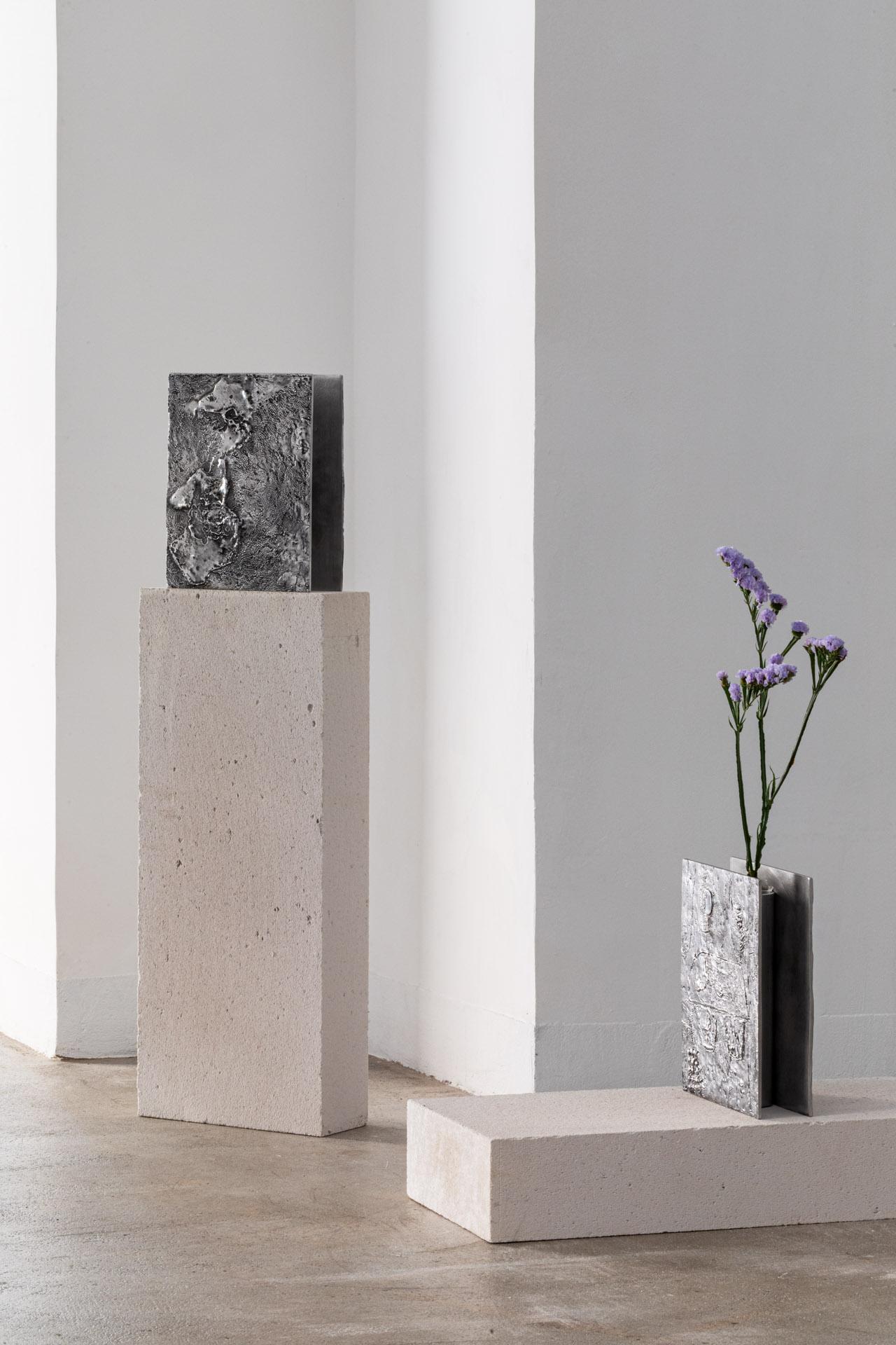 Modern Moonwalk vase MW02, Aluminium Lost Wax Cast vase, Lunar Edition For Sale