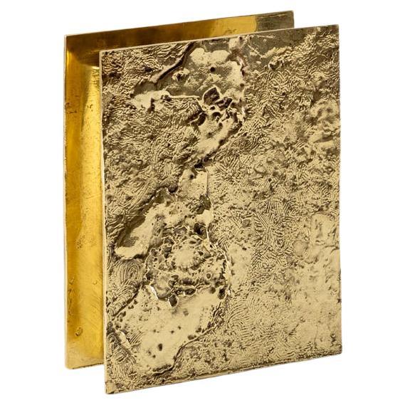 Moonwalk vase MW08, Bronze Cast vase, Lunar Edition