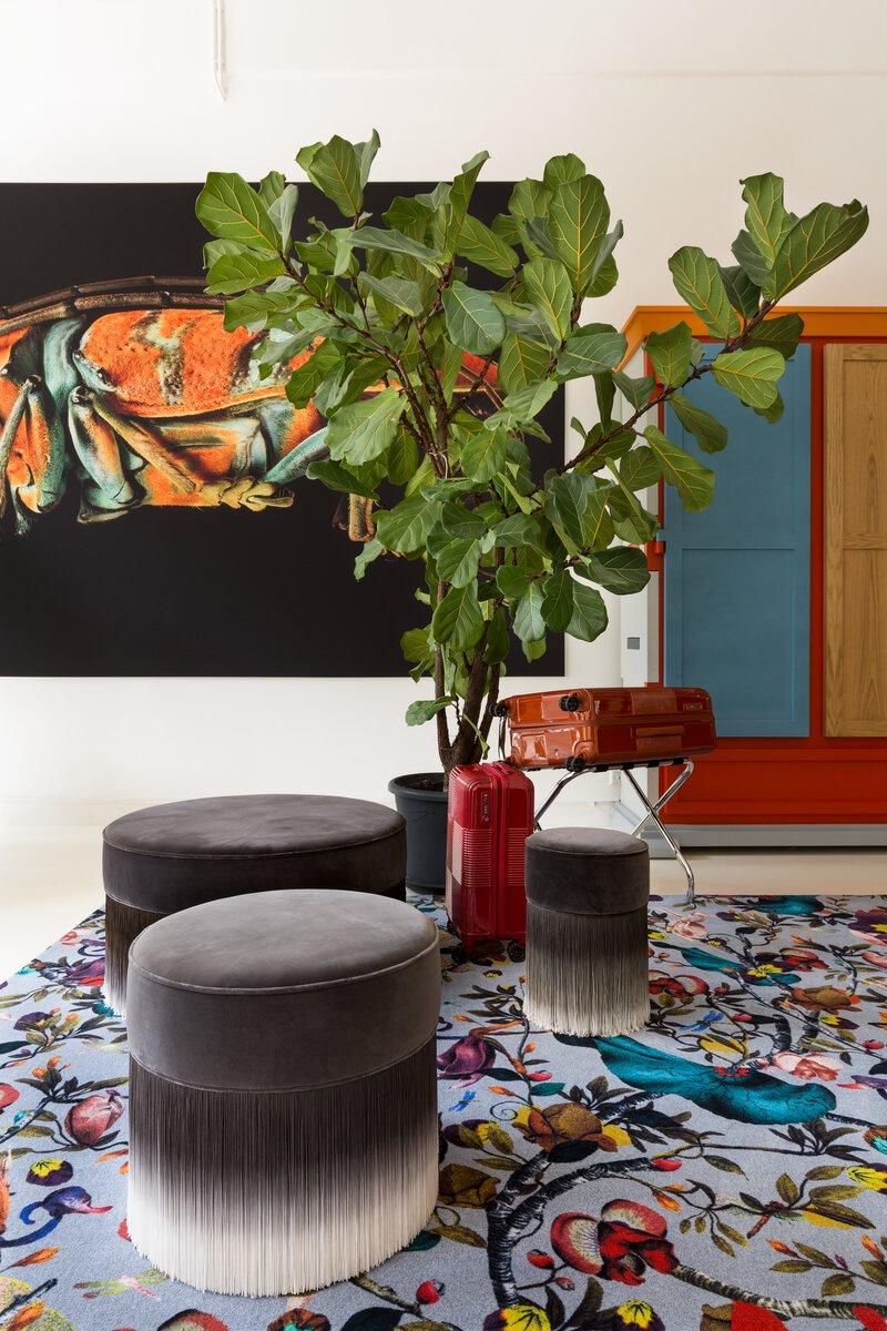 Moooi Amami Small Pouf in Dark Grey Velvet Seat & Steel Legs, Lorenza Bozzoli In New Condition For Sale In Brooklyn, NY