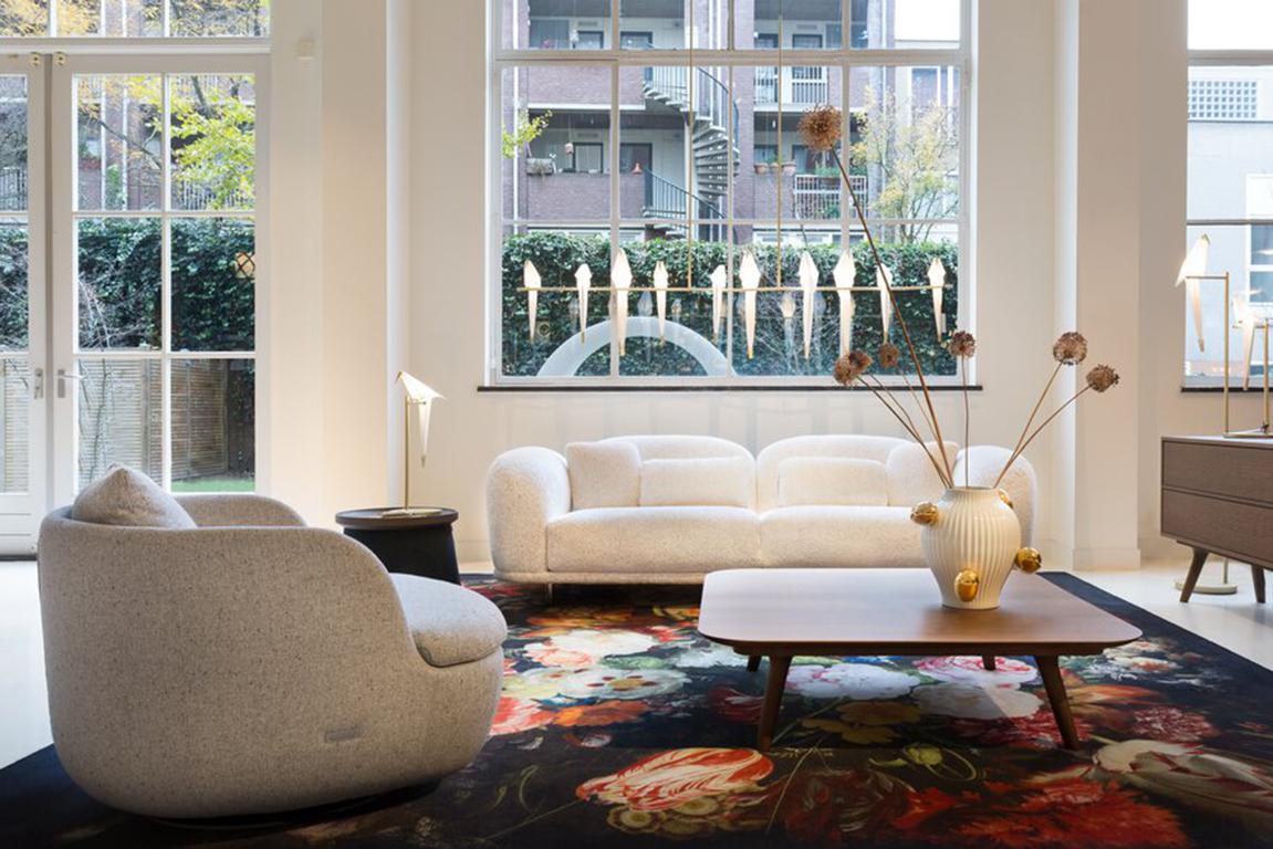 Moooi Bart Swivel Armchair in Foam Seat with Savanne White Upholstery In New Condition For Sale In Brooklyn, NY