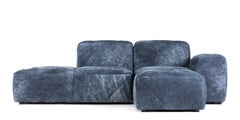 Moooi BFF Right Arm Chaise Longue Sofa in Dwarf Rhino Buffed Blue Polsterung