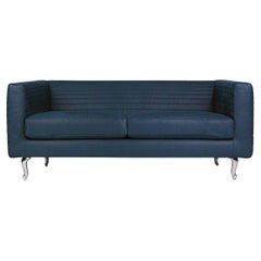 Moooi Boutique 2-Sitz-Sofa in Spectrum Adria 30137 mit Polsterung und Chrombeinen