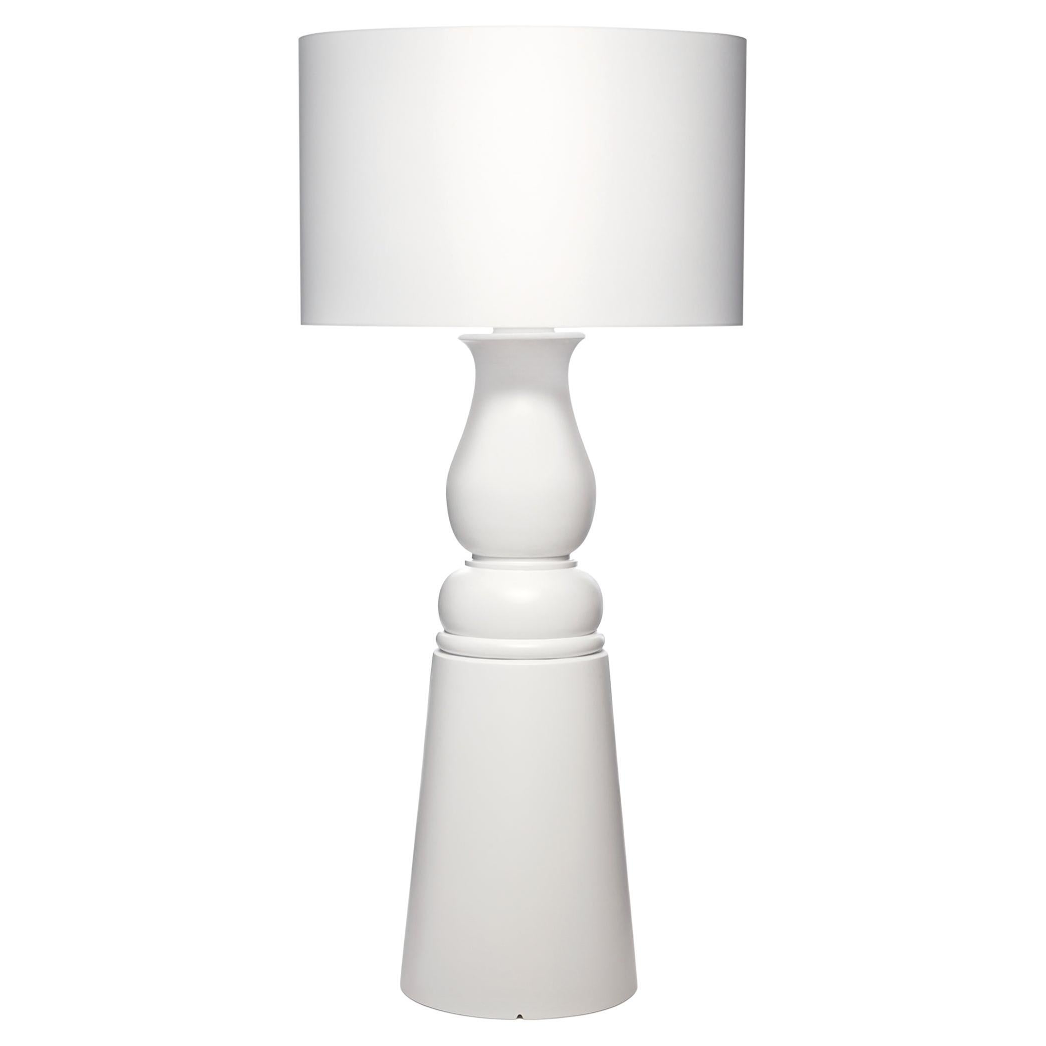 Moooi Farooo, mittelgroße Stehlampe mit weißem Glasfuß und Laminatschirm im Angebot