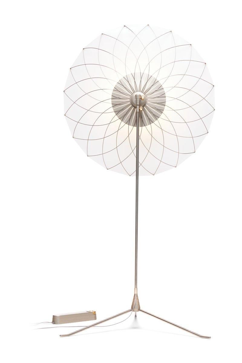 Modern Moooi Filigree Circular LED Floor Lamp in Brass & Aluminium by Rick Tegelaar For Sale