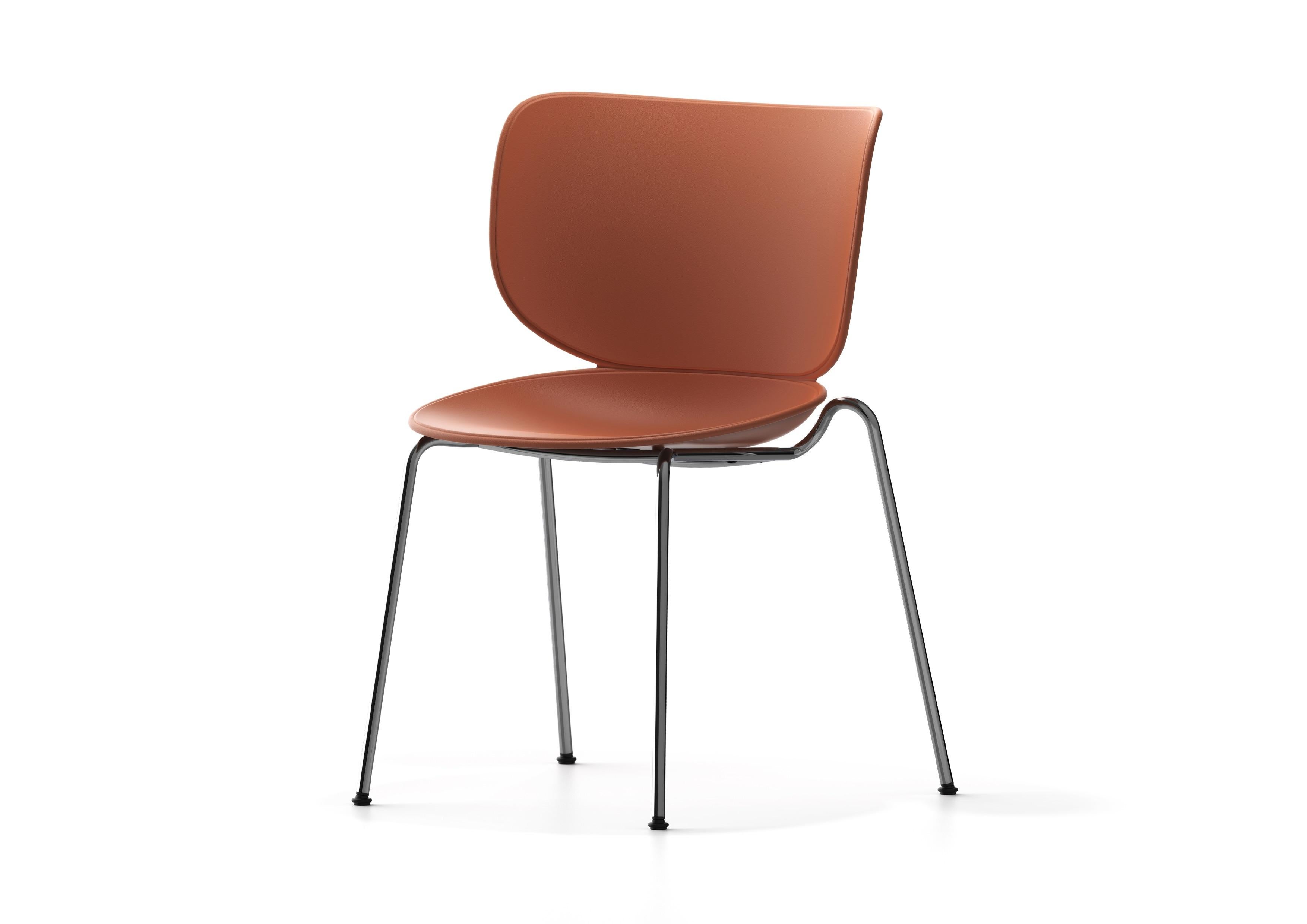 La chaise Hana de Simone Bonanni allie un confort intemporel à une distinction inégalée. Inspiré par le déploiement d'une fleur, son design unique séduit par ses formes organiques, ses lignes courbes et son dossier en forme de pétale. Polyvalente et