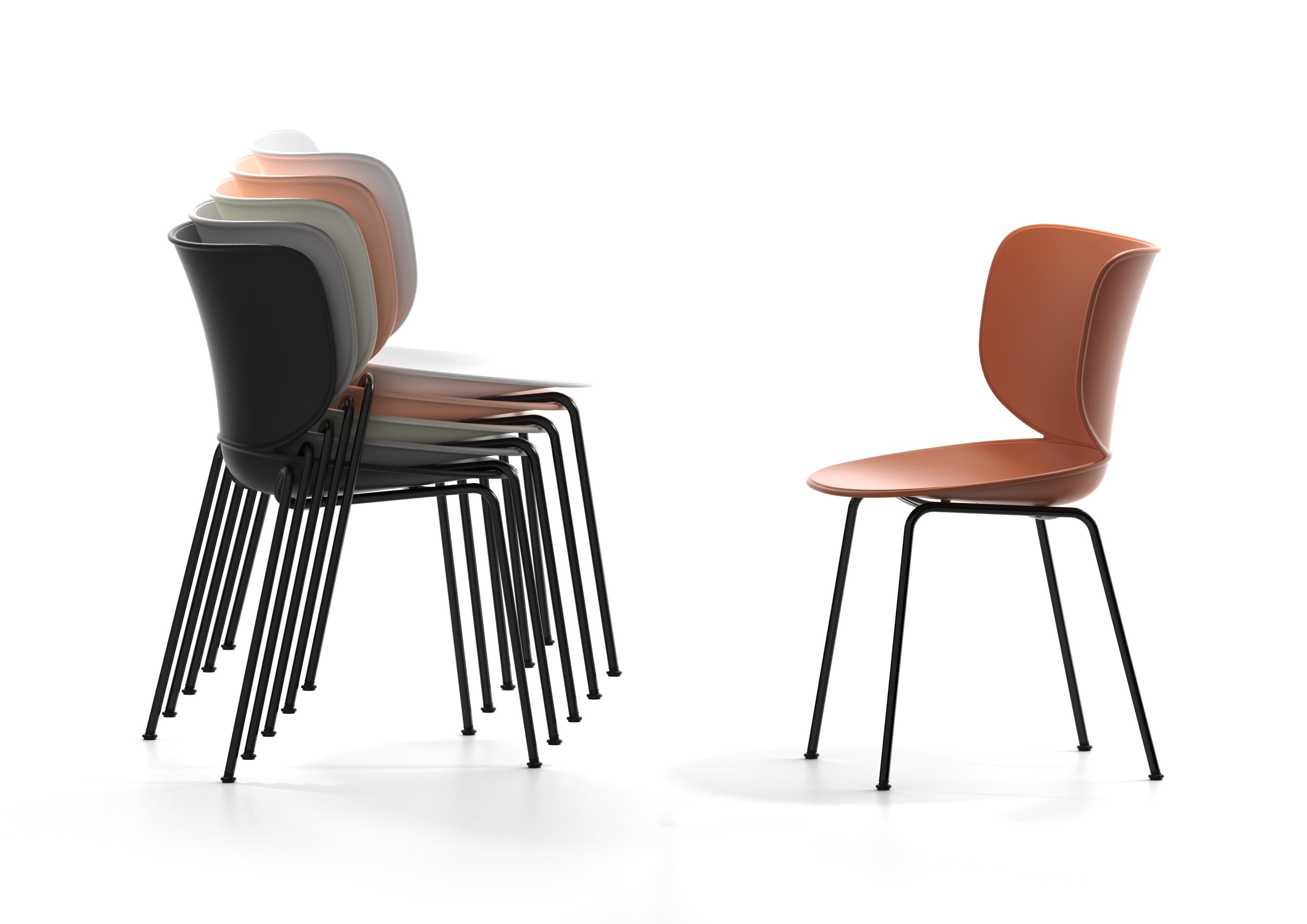 Steel Moooi set of 2 Hana Chair by Simone Bonanni For Sale