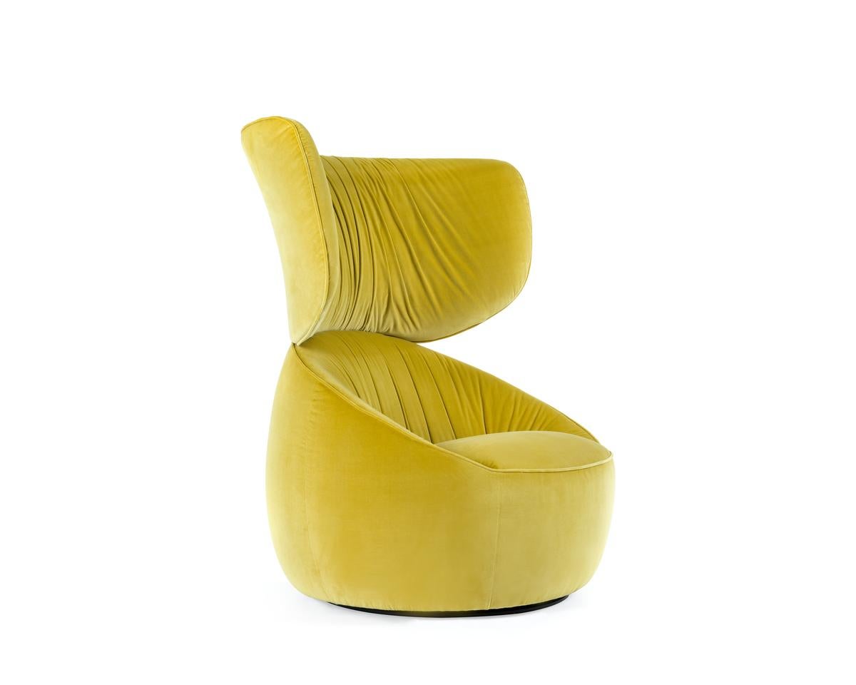 Moooi Hana Wingback Swivel Chair in Harald 3, 443 Yellow Upholstery For Sale 5