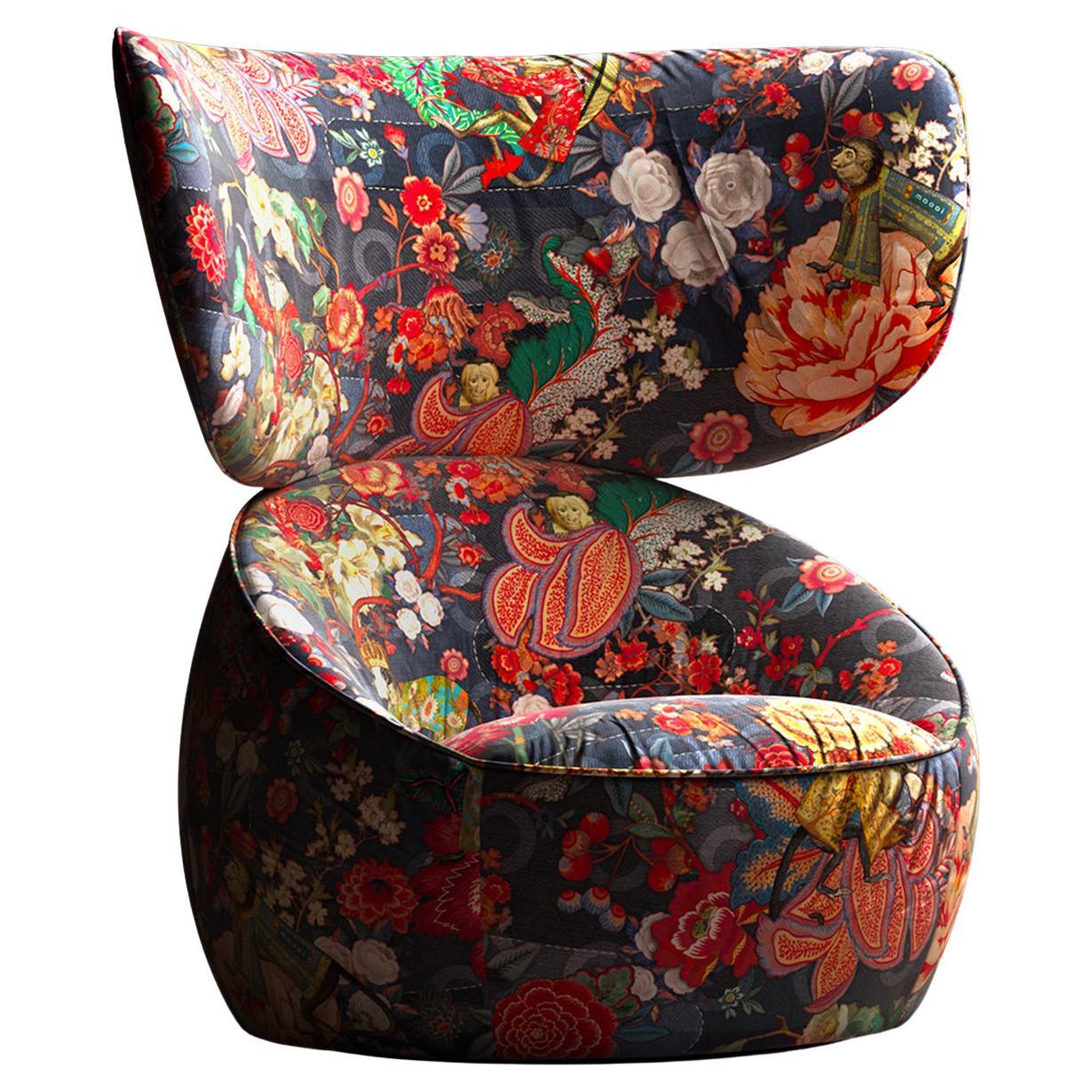 Moooi Hana Wingback Swivel Chair in Rendezvous Tokyo Blue Upholstery For Sale