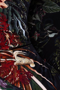 Silla giratoria con respaldo Moooi Hana en tapicería La colección de animales extintos