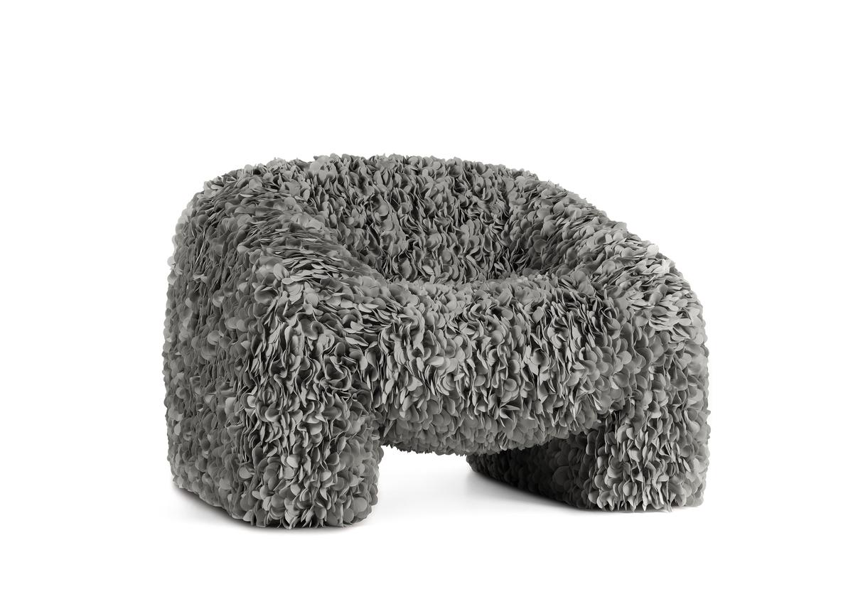 Moooi Hortensia Armchair in Petal Grey Upholstery For Sale 2