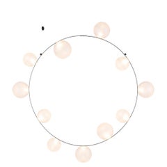 Große LED-Hängelampe mit mattierten Kugeln und Metallrahmen von Moooi Hubble Bubble