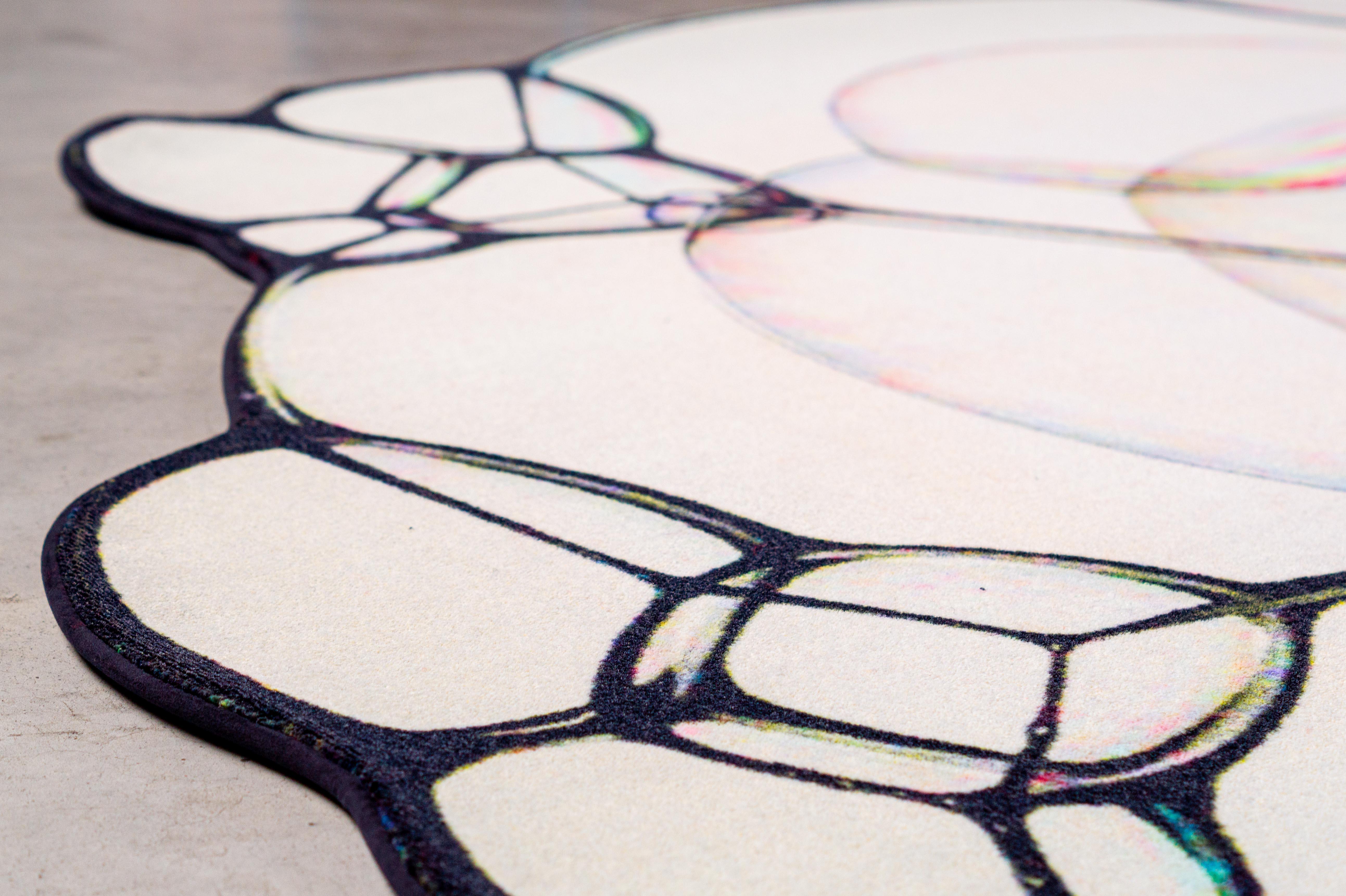 Moooi Large Bubble Tapis à huile en polyamide basse densité par Sjoerd Vroonland

Sjoerd Vroonland est un maître des métiers révisés et un remarquable concepteur de meubles. Il est surtout connu pour sa 