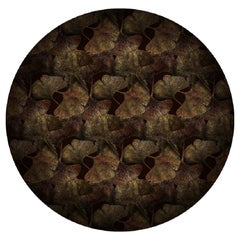 Moooi Alfombra redonda grande Ginko Leaf Rust de poliamida de pelo bajo by Edward van Vliet