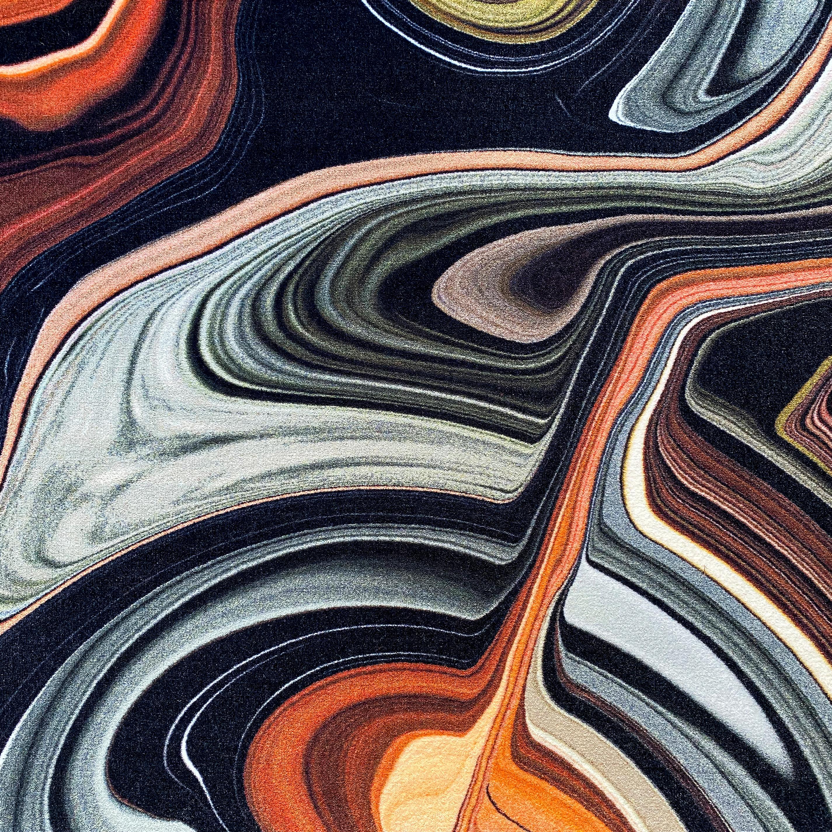 XXI secolo e contemporaneo Tappeto organico Moooi Large Liquid Layers Agate in poliammide a pelo basso di Claire Vos in vendita
