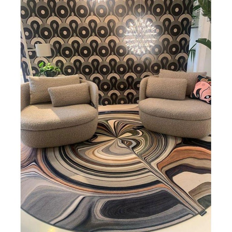 Moooi Large Liquid Layers Pebble Round Rug in Low Pile Polyamide by ...