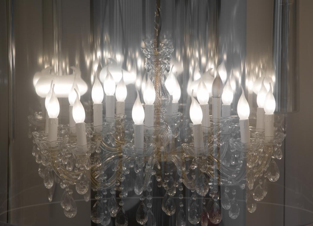 Moooi Lichtschirm Schirm Medium Hängeleuchte in Spiegelschirm mit Metallrahmen (Moderne) im Angebot