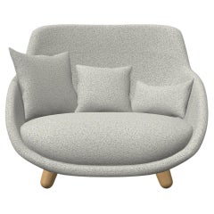 Moooi Love Sofa mit hoher Rückenlehne aus Dodo Pavone-Jacquard-Polsterung und weißen Waschbeinen