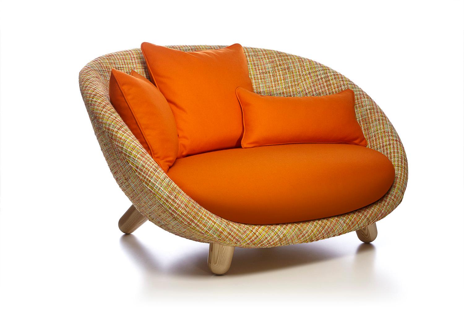 Moooi Love Sofa with Low Back in Fabric or Leather by Marcel Wanders For Sale 3
