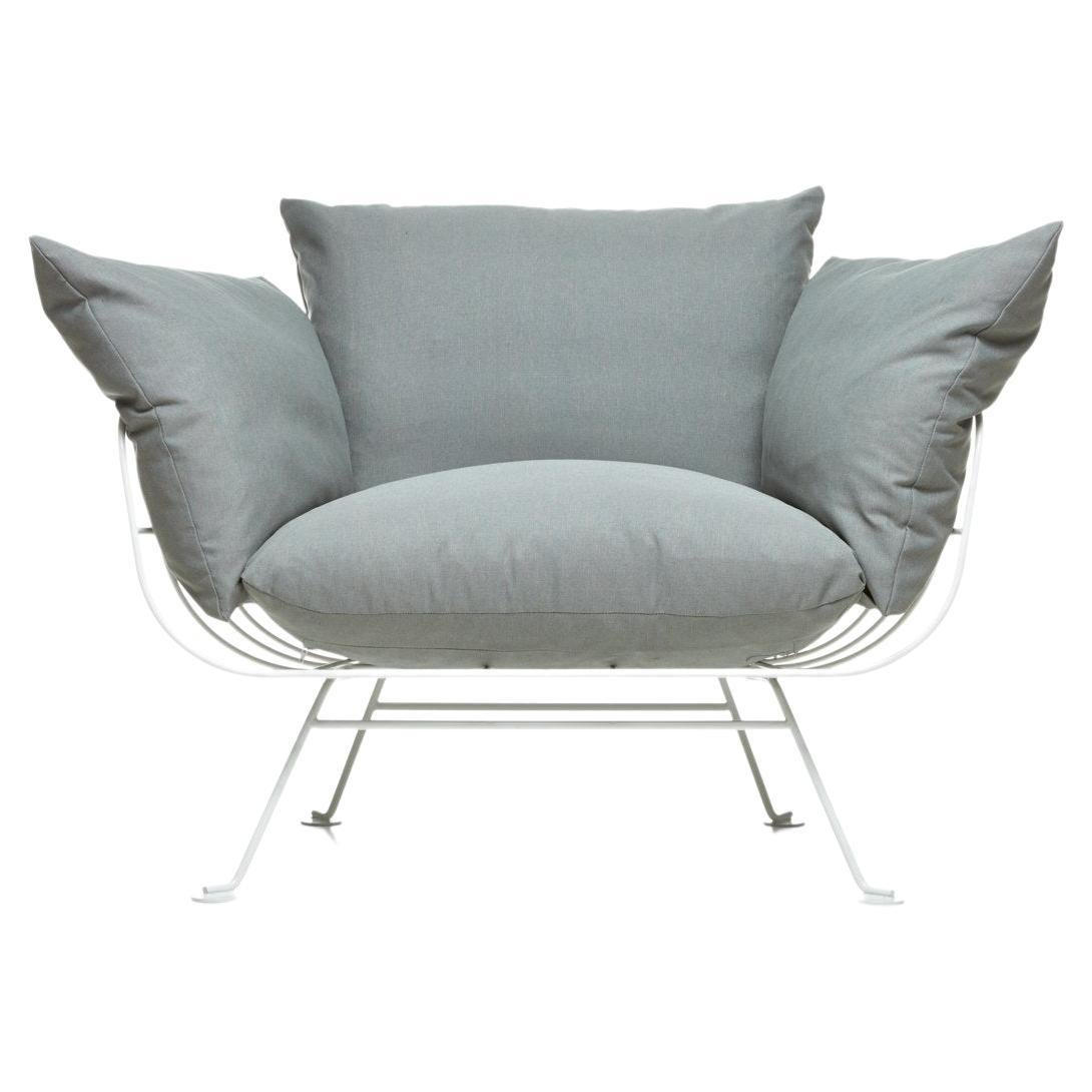 Fauteuil Moooi Nest en tissu Harald 3, 823 avec cadre en acier blanc