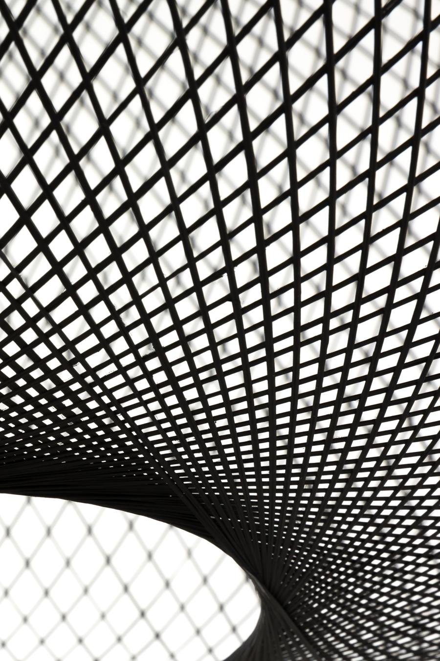 Moderno Moooi NR2 Grande lampada a sospensione a LED nera in alluminio e fibra di vetro in vendita