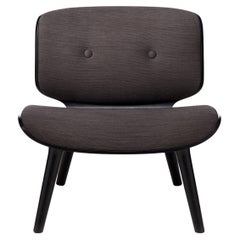 Moooi Nut Lounge Chair in Oray Ray, Chestnut Upholstery with Oak Black Frame